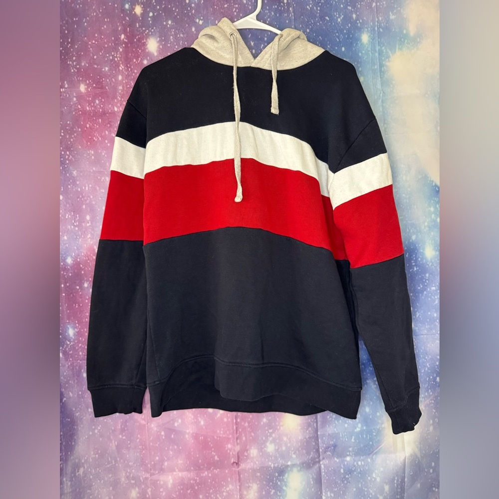 Zara men’s sweatshirt 🛍